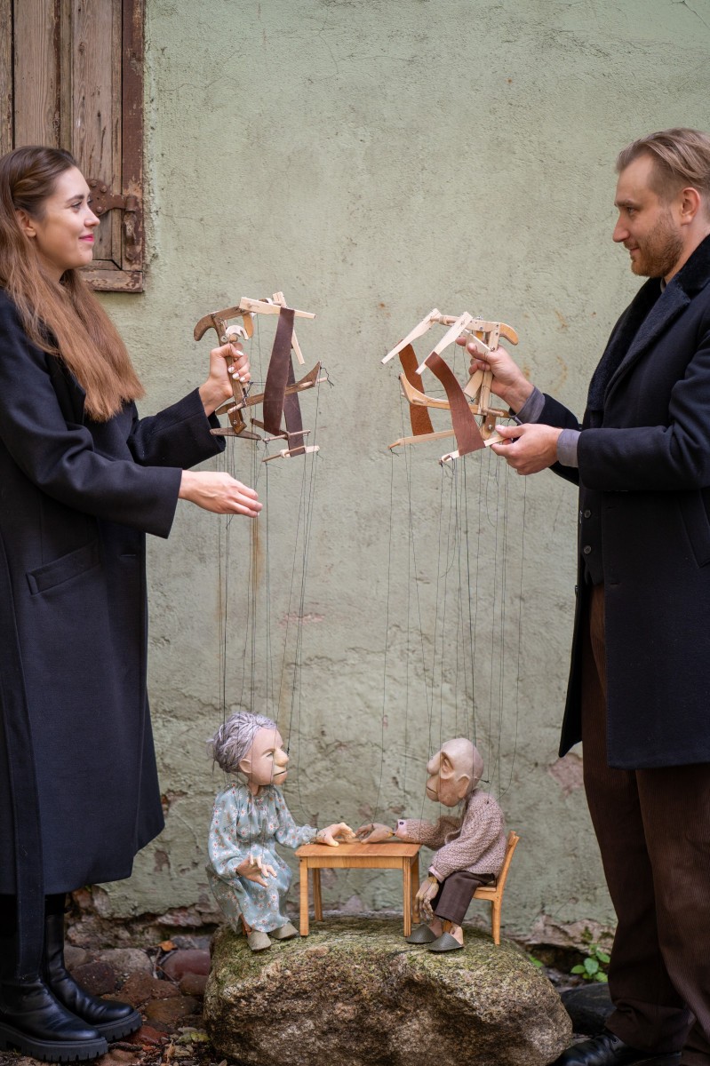 Pirkt biļetes Marionečių spektaklis suaugusiesiems KARVĖ YRA MEILĖ Klaipėda, Klaipėdos lėlių teatras Septembris 19