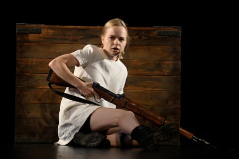 Buy tickets MERGAITĖ SU ŠAUTUVU || Lėlių ir objektų spektaklis vaikams Vilnius, Vilniaus teatras „Lėlė“ December 20