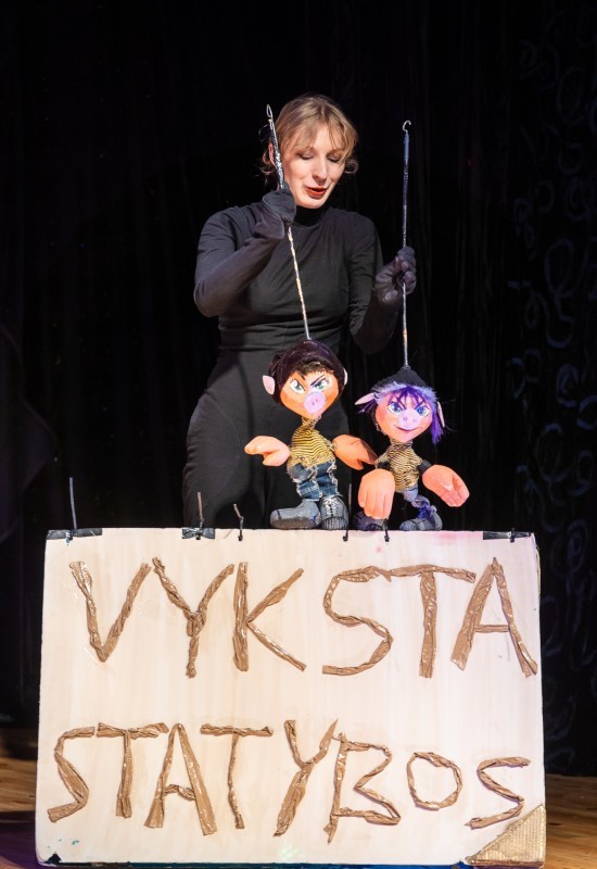 Pirkti bilietus Raudonkepurė ir vilkas Vilnius, Raganiukės teatras Vasaris 21