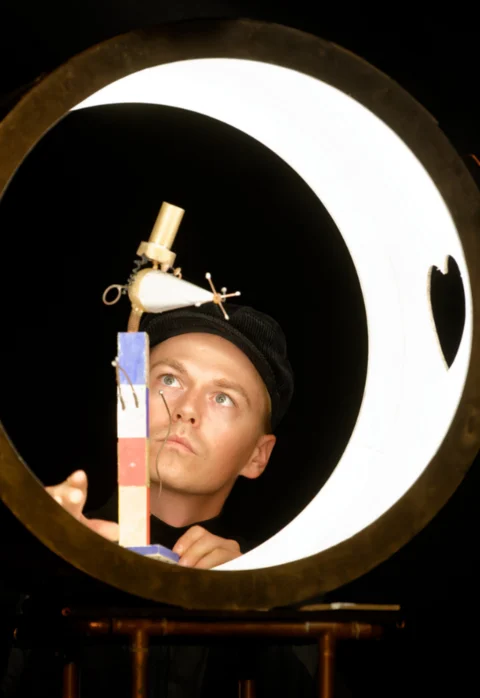 Pirkti bilietus NUOMOJAMAS BUTAS || Lėlių spektaklis pagal L. Goldberg eiliuotą pasaką Vilnius, Vilniaus teatras „Lėlė“ Sausis 31