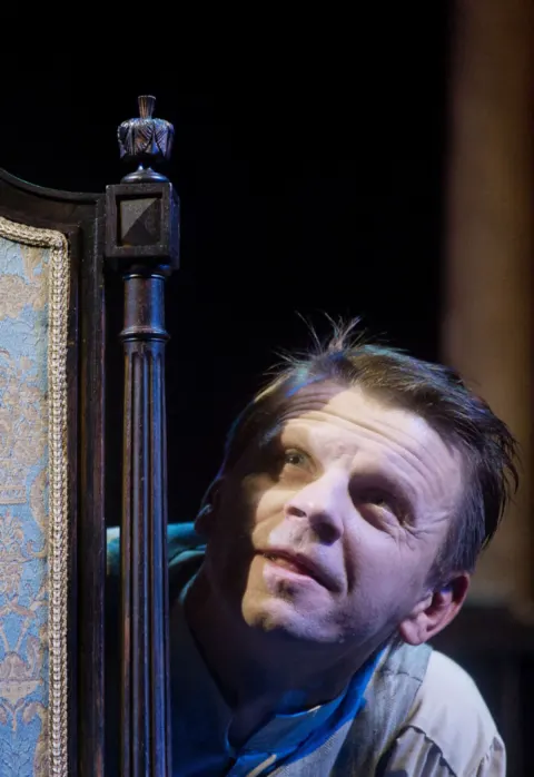 Купить билеты NE PAGAL ŠIO PASAULIO MADĄ || Rež. R. Kazlas Vilnius, Vilniaus teatras „Lėlė“ Март 26